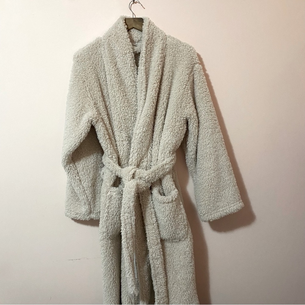 Pottery Barn women’s Teddy Bear robe
